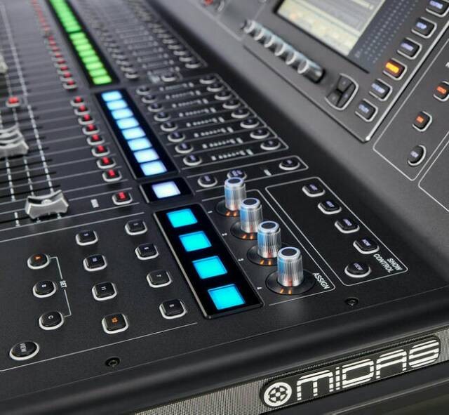 Digital Audio Mixer MIDAS M32